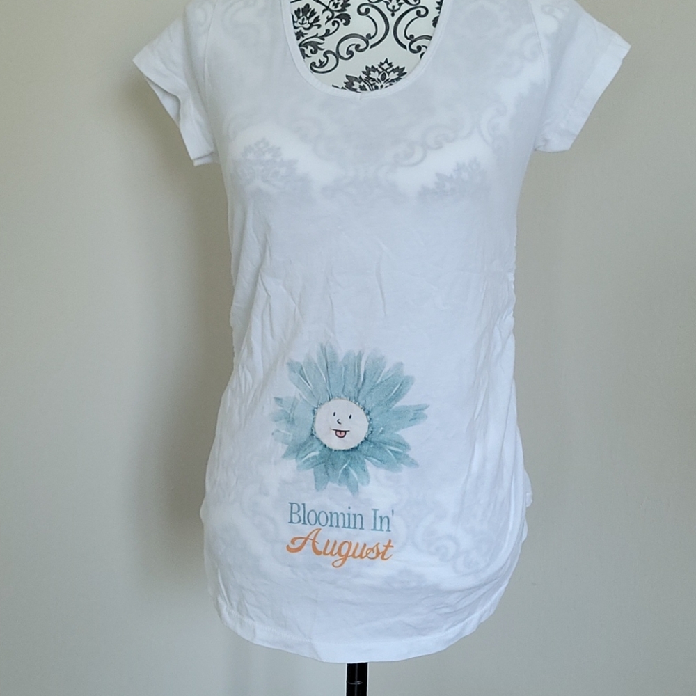 Blooming in August maternity top